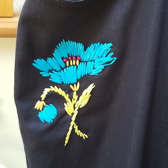 *Bundle 2 for $12* Women's Votre Nom Navy Flower Accents Stitches Pants US 12 - Picture 4 of 6